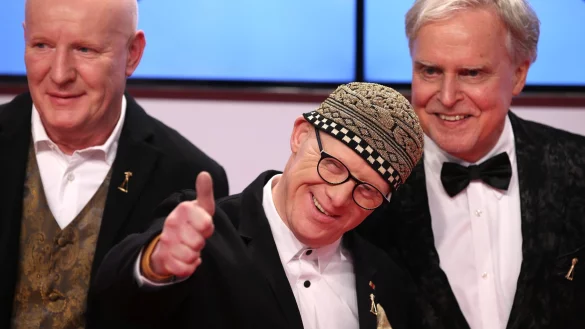 Schauspieler Bobby Brederlow (Mitte) ist im Alter von 63 Jahren in M&uuml;nchen gestorben. - &copy; picture alliance / dpa