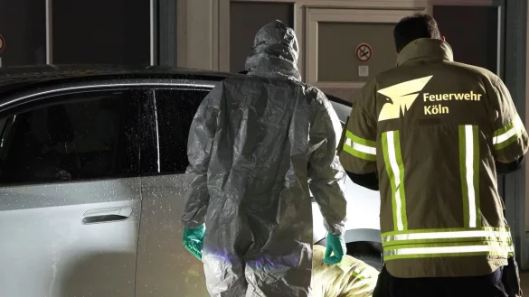 Ein 42 Jahre alter Mann ist bei einem mutmaßlichen Säureangriff lebensgefährlich verletzt worden. - © Patrick Schüller/dpa