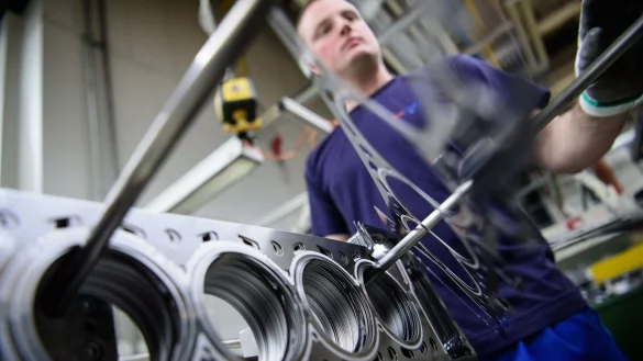 Antr&auml;ge auf Kurzarbeit nehmen in der Krise zu. - &copy; Sina Schuldt/Deutsche Presse-Agentur GmbH/dpa