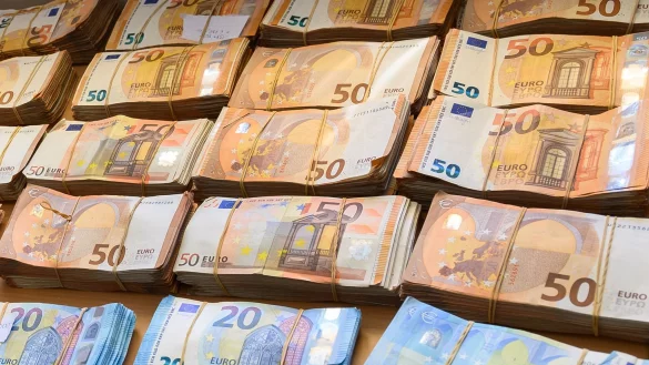 Parteispenden ziehen nach dem Aus der Ampel-Koalition stark an. (Symbolbild) - © Silas Stein/dpa