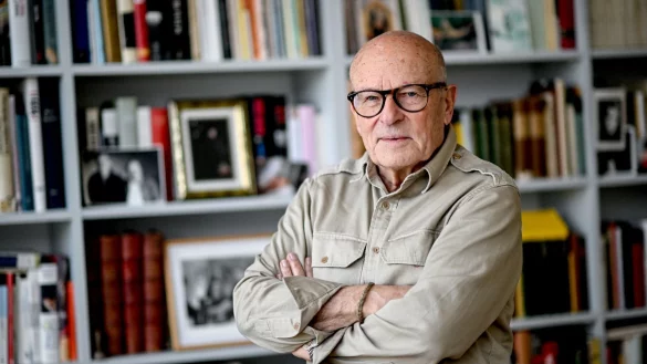 Volker Schlöndorff ist einer der bekanntesten deutschen Regisseure - aber selbst er bekommt nach eigenen Angaben keine Finanzierung für Filmprojekte zusammen. (Archivbild) - © Britta Pedersen/dpa