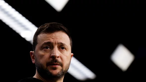 Der ukrainische Pr&auml;sident Selenskyj warnt vor einem Einsatz nordkoreanischer Soldaten. (Archivbild) - &copy; Omar Havana/AP/dpa