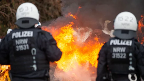 Polizisten beim Einsatz in Lützerath (Archivfoto) - © Thomas Banneyer/dpa