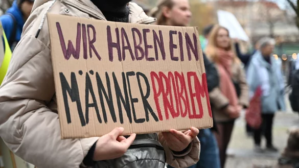 In Spanien gibt es die elektronische Fußfessel für Gewalttäter bereits. (Archivbild) - © Leonie Asendorpf/dpa