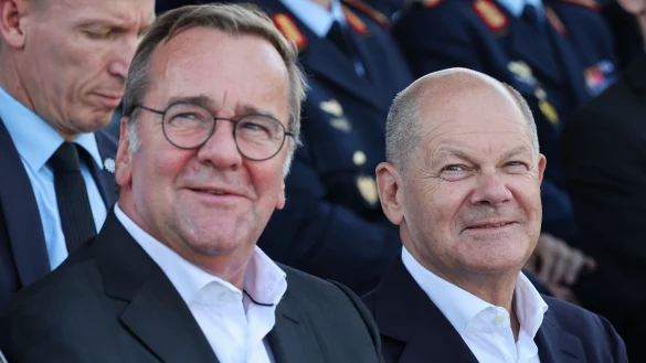 Scholz oder Pistorius? In der SPD ist eine Debatte &uuml;ber den richtigen Kanzlerkandidaten f&uuml;r die Bundestagswahl entbrannt. (Archivbild) - &copy; Christian Charisius/dpa