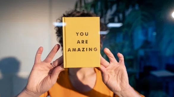 &laquo;Du bist toll&raquo; - das h&ouml;rt und liest man gern. - &copy; Joseffson/Westend61/dpa-tmn