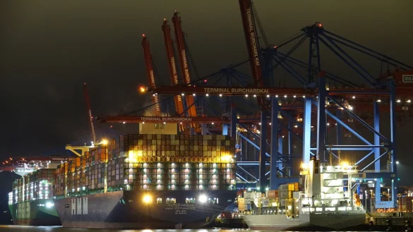 Die deutsche Wirtschaft hinkt nach OECD-Prognose der weltweiten Konjunkturentwicklung hinterher (Archivbild). - &copy; Friedemann Kohler/dpa