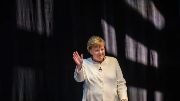 Die fr&uuml;here Bundeskanzlerin Angela Merkel gibt sich bei der Vorstellung ihrer Memoiren schlagfertig und ein wenig selbstkritisch. - &copy; Michael Kappeler/dpa