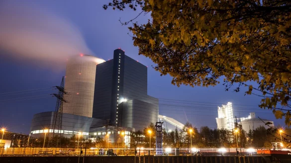 Im Kraftwerk Datteln 4 hat am 12. Oktober ein Trafo gebrannt. Das Kraftwerk wurde vom Netz genommen. Die Ursachenforschung dauert an. - &copy; Bernd Thissen/dpa