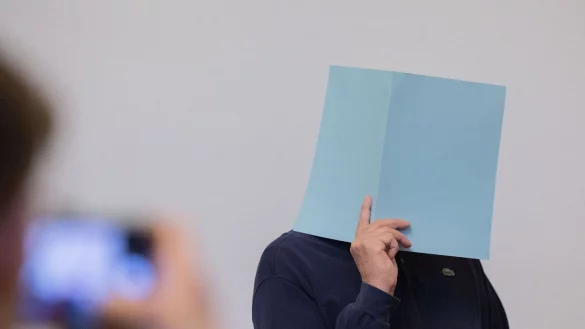 Im Prozess ist auch der Einsatzleiter freigesprochen worden. Dagegen hat die Staatsanwaltschaft nun Rechtsmittel eingelegt. (Archivbild) - © Rolf Vennenbernd/dpa