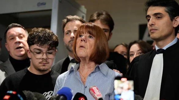 Der Prozess war für Gisèle Pelicot ein schmerzhafter Weg. - © Lewis Joly/AP/dpa