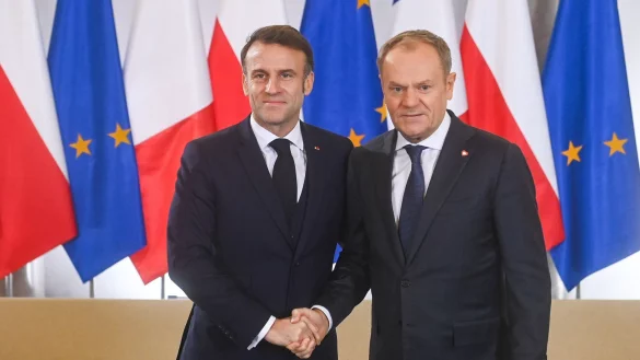 Macron und Tusk beraten über Ukraine. - © Piotr Nowak/PAP/dpa