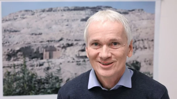 Seit 20 Jahren erforschen Kahl und sein Team den Kalksteinberg im &auml;gyptischen Assiut. - &copy; Jens Kalaene/dpa