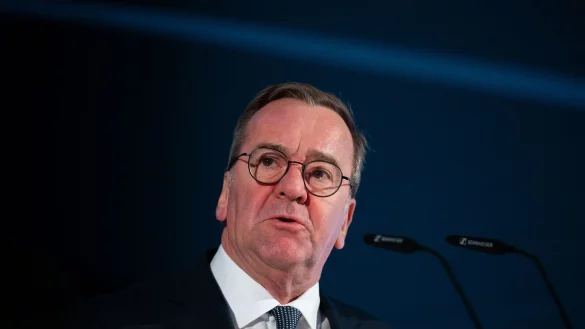 Bei einer Veranstaltung in Arnsberg mit Pistorius geht es um europ&auml;ische Sicherheitspolitik - &copy; Sven Hoppe/dpa