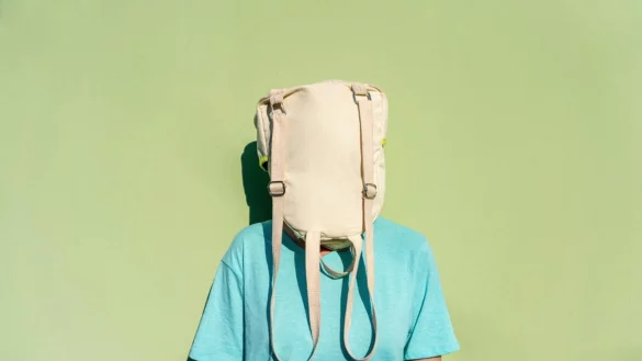 Reiz&uuml;berflutung, Anpassungsdruck und Missverst&auml;ndnisse bedeuten Stress f&uuml;r neurodiverse Menschen. Doch &laquo;Masking&raquo; ist keine gute L&ouml;sung - es gibt bessere. - &copy; Vasily Pindyurin/Westend61/dpa-tmn