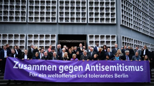 Am Jahrestag des Hamas-&Uuml;berfalls in Israel gab es in Berlin eine Gedenkveranstaltung. (Archivbild) - &copy; Bernd von Jutrczenka/dpa