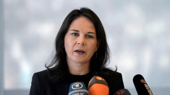 Au&szlig;enministerin Annalena Baerbock hat die Hinrichtung verurteilt. (Archivbild) - &copy; Bilal Hussein/AP/dpa