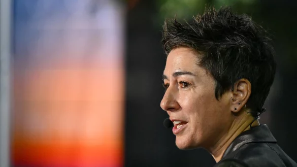 Dunja Hayali gehört zu den Unterzeichnerinnen und Unterzeichnern eines «Offenen Abschiedsbriefs» zum «eXit von Twitter» (Archivbild). - © Patrick Pleul/dpa