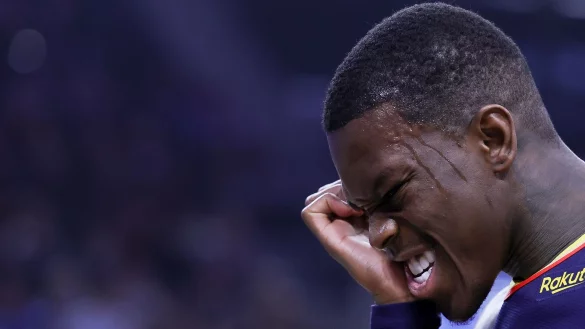 Dennis Schröder konnte mit den Golden State Warriors erneut nicht gewinnen. - © Ryan Sun/AP/dpa