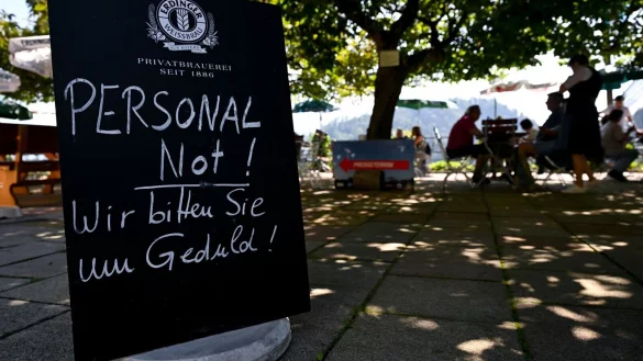 Auch in der Gastronomie gibt es Beschäftigungschancen. - © Sven Hoppe/dpa