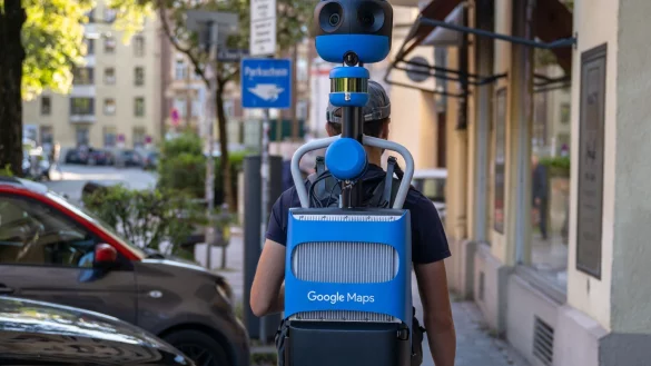 Googles Kartendienste sollen dank KI k&uuml;nftig mehr k&ouml;nnen. (Archivbild) - &copy; Peter Kneffel/dpa