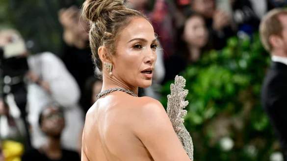 Jennifer Lopez erinnert sich an ihren ersten Auftritt bei den American Music Awards. (Archivfoto) - © Evan Agostini/Invision/AP/dpa