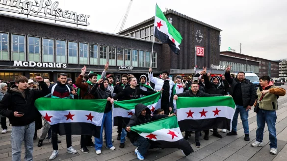 Fast jeder Dritte in Deutschland mit syrischer Einwanderungsgeschichte lebt in NRW. (Archivfoto) - © Christoph Reichwein/dpa