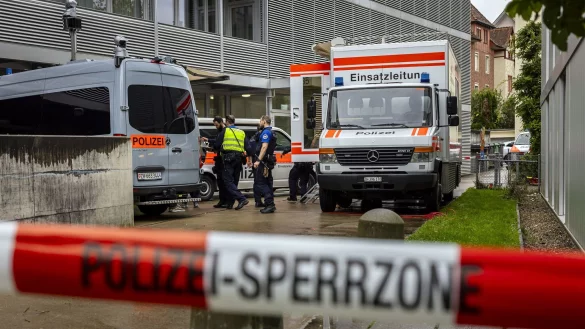 &Uuml;ber die Verletzung der Kinder machte die Polizei zun&auml;chst keine Angaben. - &copy; Michael Buholzer/KEYSTONE/dpa