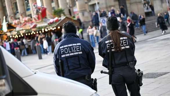 F&uuml;nf Menschen kamen bei dem Anschlag auf dem Weihnachtsmarkt ums Leben. - &copy; Marius Bulling/dpa