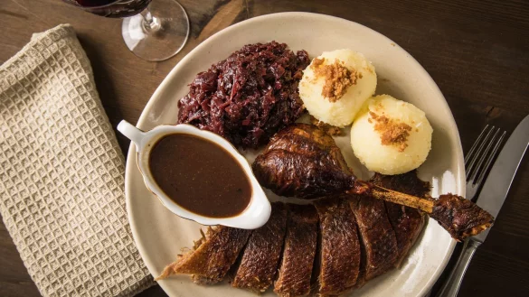 Im Check der &laquo;&Ouml;ko-Test&raquo; schnitten die getesteten Bio-Marken beim Rotkohl mit &laquo;sehr gut&raquo; ab. Von den 15 konventionellen Produkten schafften dagegen nur f&uuml;nf ein &laquo;Gut&raquo;. - &copy; Christin Klose/dpa-tmn