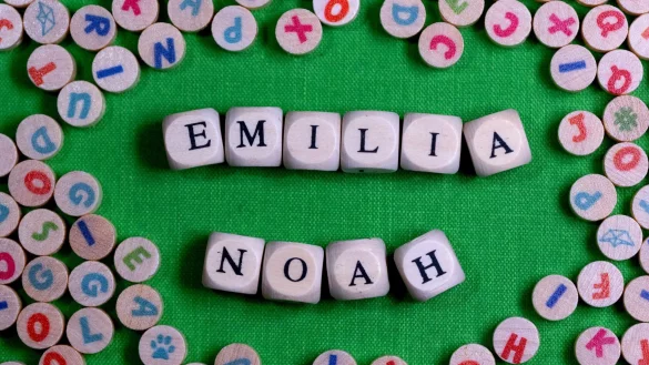 Noah und Emilia sind die beliebtesten Erstnamen in Deutschland. Beide Namen verteidigen zum dritten Mal ihre Spitzenposition. - © Sven Hoppe/dpa