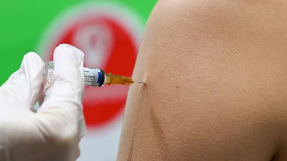 Eine Impfung kann vor Grippe sch&uuml;tzen. (Symbolbild) - &copy; Jens Kalaene/dpa