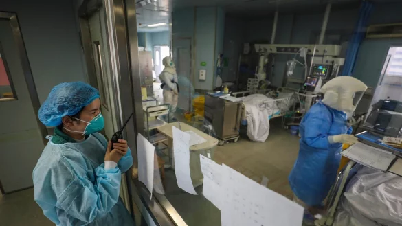 Die WHO fordert Zugang und Daten. (Foto: Archiv) - © Uncredited/CHINATOPIX/AP/dpa