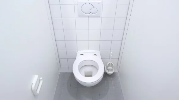 Nach der sexuellen Gewalt auf zwei Krefelder Grundschultoiletten will die Stadt die Schulen stärker sichern. (Symbolbild) - © Sven Hoppe/dpa