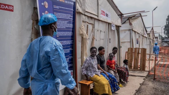 In der Demokratischen Republik Kongo hat das Gesundheitssystem viel zu bewältigen, neben «Krankheit X» auch den Mpox-Ausbruch. (Archivbild) - © Moses Sawasawa/AP/dpa