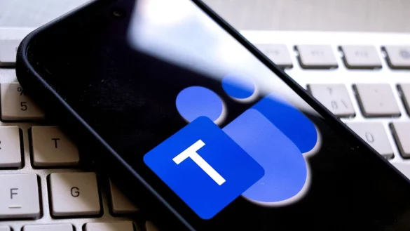 Im Job ist Microsoft Teams kaum wegzudenken: Ist man nicht verfügbar, kann man sein Team mit einer Abwesenheitsnotiz darüber informieren. - © Zacharie Scheurer/dpa-tmn