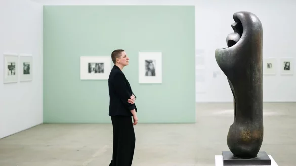 Grafiken &laquo;for Duisburg&raquo; - im Lehmbruck-Museum zusammen mit Skulptuten zu sehen - &copy; Christoph Reichwein/dpa