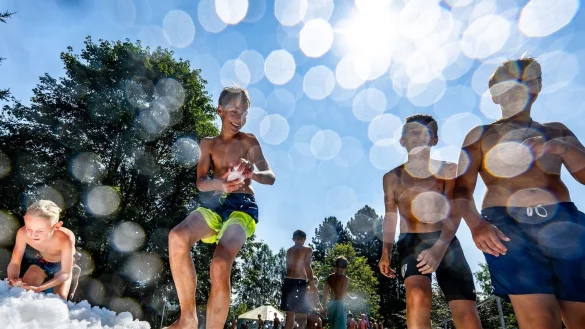 Aufwachsen in Frieden und Wohlstand - nicht alle Kinder haben dieses Privileg - &copy; Tane&egrave;ek David/CTK/dpa