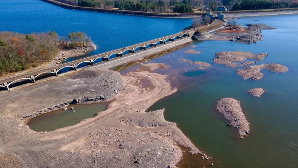 In vielen Teilen des Bundesstaates New York ist es ungew&ouml;hnlich trocken. - &copy; Ted Shaffrey/AP/dpa