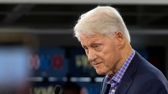 Der 78-J&auml;hrige ist im Krankenhaus, die Situation soll aber nicht akut sein. (Archivbild) - &copy; Steve Helber/AP/dpa