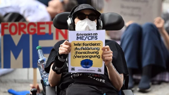 Wer an ME/CFS erkrankt, kann h&auml;ufig kaum noch am Leben teilnehmen. In Nordrhein-Westfalen haben sich die Diagnosezahlen innerhalb von zehn Jahren verdreifacht. (Archivbild) - &copy; Soeren Stache/dpa