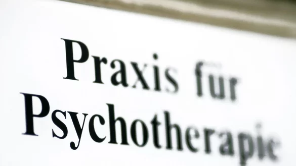 Psychisch kranke Menschen warten im Ruhrgebiet rund sieben Monate auf einen Therapieplatz. (Symbolbild) - &copy; Jens Wolf/zb/dpa