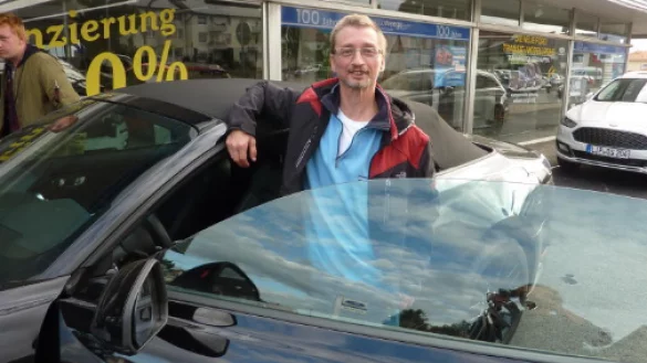 Mark Kiefer hat sich mit der Fahrt in einem Ford Mustang einen Traum erf&uuml;llt. Der 45-J&auml;hrige interessiert sich f&uuml;r alles, was mit Autos zu tun hat. Privat f&auml;hrt er aber eher zur&uuml;ckhaltend, wie er erz&auml;hlt. - &copy; Thomas Zimmermann
