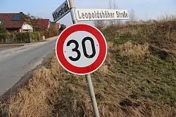 Bei den Anwohnern der S&ouml;lterstra&szlig;e l&ouml;st das geplante Gewerbegebiet viel Skepsis aus. - &copy; Katrin Kantelberg