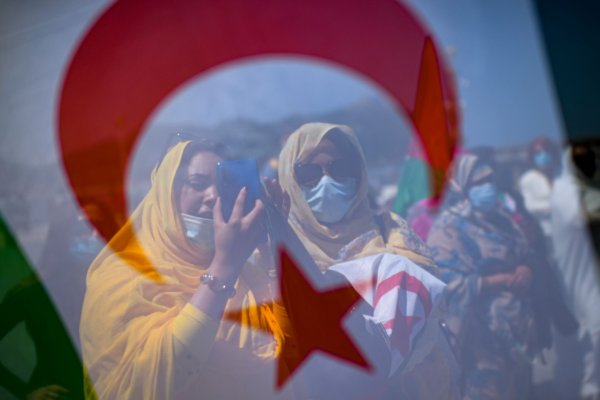 Der UN-Sicherheitsrat empfiehlt die marokkanische Souveränität über die Westsahara. (Archivbild) - © Alvaro Barrientos/AP/dpa