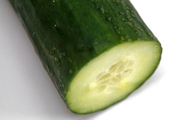 Der Vater der Frau nahm das Paket mit der Gurke an und bezahlte. (Symbolbild) - © picture alliance / dpa