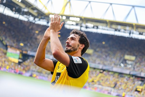 Mats Hummels leidet mit seinem Ex-Club Borussia Dortmund. (Foto Archiv) - © Christoph Reichwein/dpa