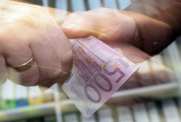 Die Zahl der Korruptionsverfahren in NRW hat sich zuletzt verdoppelt. (Symbolbild) - © Peter Steffen/dpa