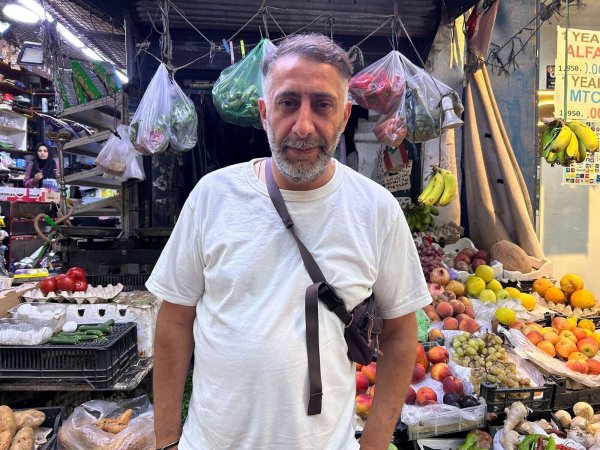 «Ich bin Kreuzberger Berliner Libanese», sagt Ramadan. - © Amira Rajab/dpa