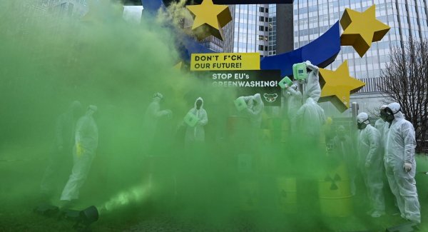Viele werfen der EU-Kommission bei der Taxonomie «Greenwashing» vor, also dass etwas als klimafreundlich gekennzeichnet wird, obwohl es das vielleicht gar nicht ist. - © Arne Dedert/dpa